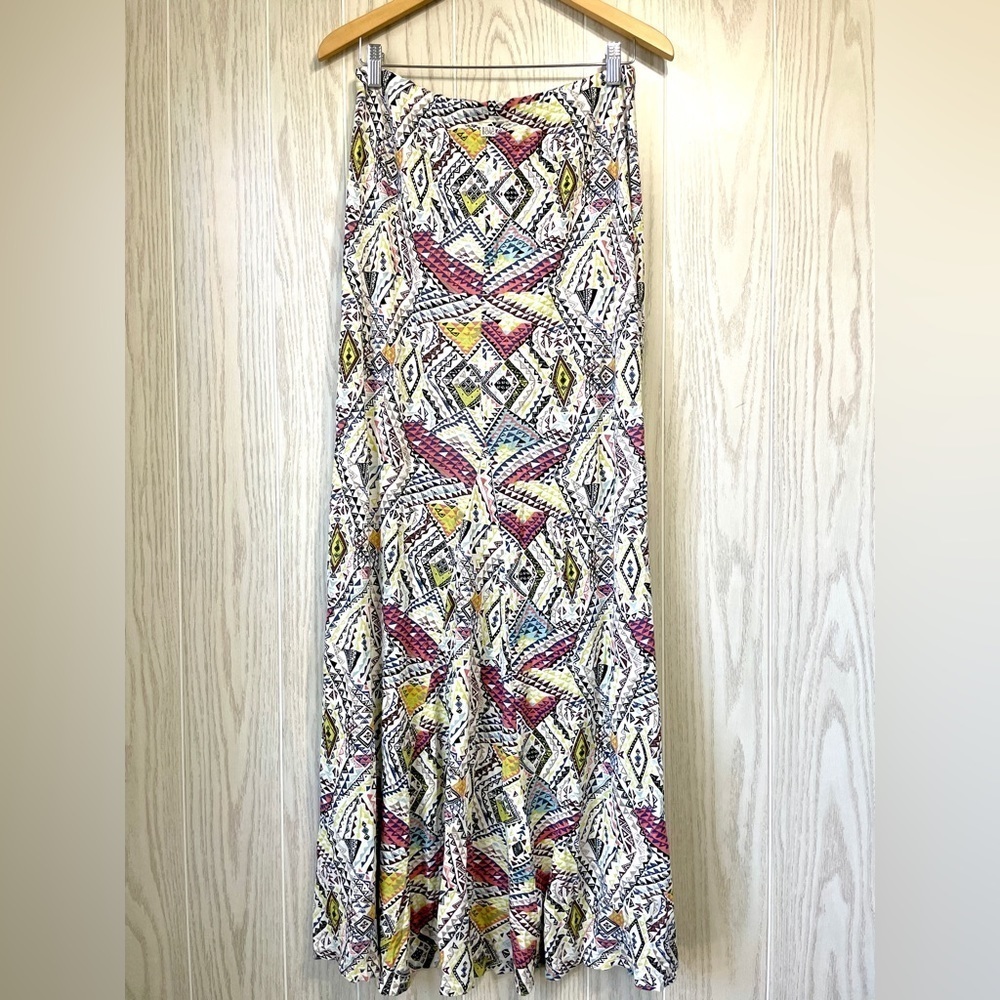 Billabong high Low tribal print maxi skirt Size XL